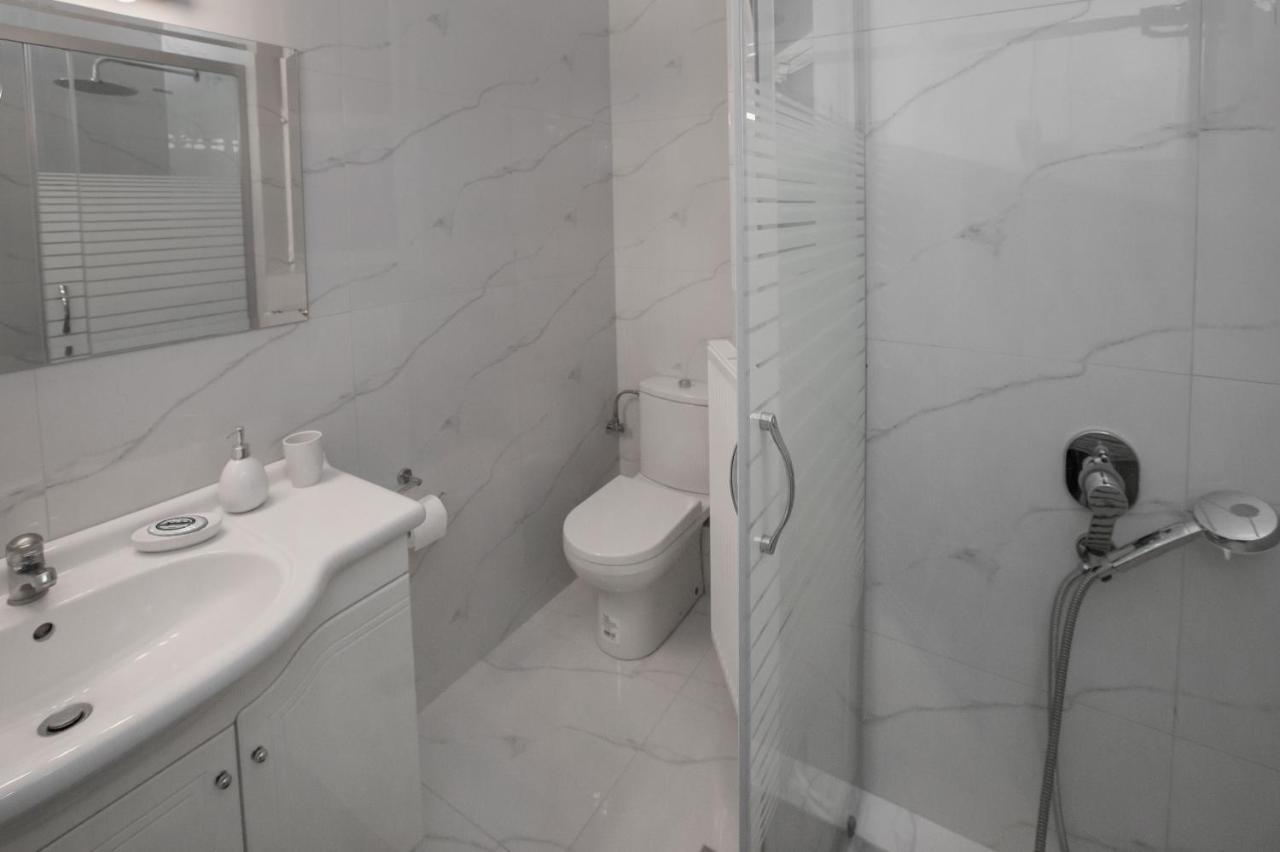 Upscale Luxury Athens Renovated Dream Home In One Of The Most Favorable Locations By National Gardens, Zoo & Hellenic Parliament In Syntagma And Stylish Exquisite Kolonaki Neighborhood Εξωτερικό φωτογραφία